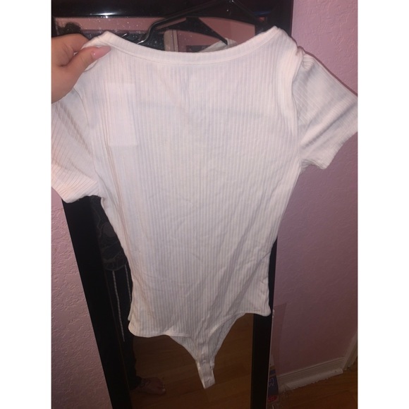 Hollister co bodysuit - Picture 2 of 3